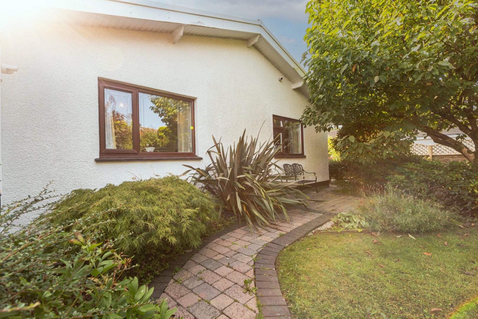 Gowerton Road, Three Crosses, Swansea, SA4 3PY